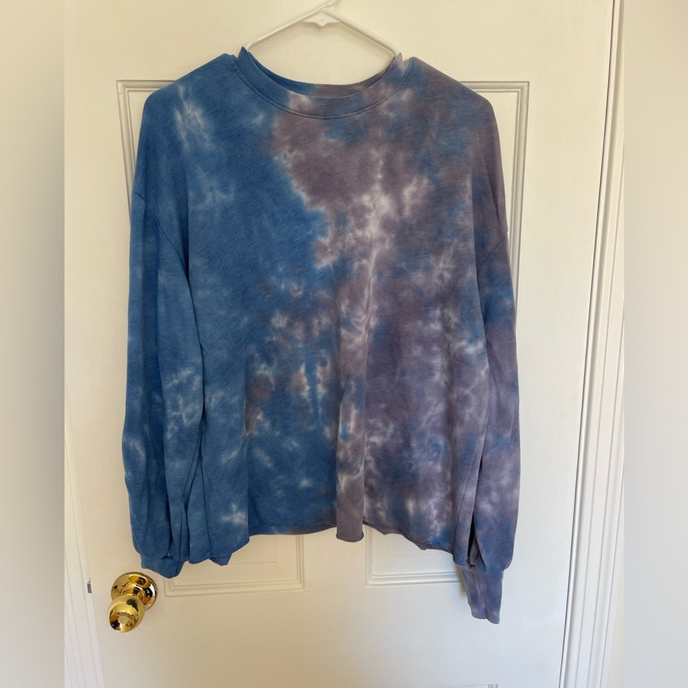 Long sleeve tie dye